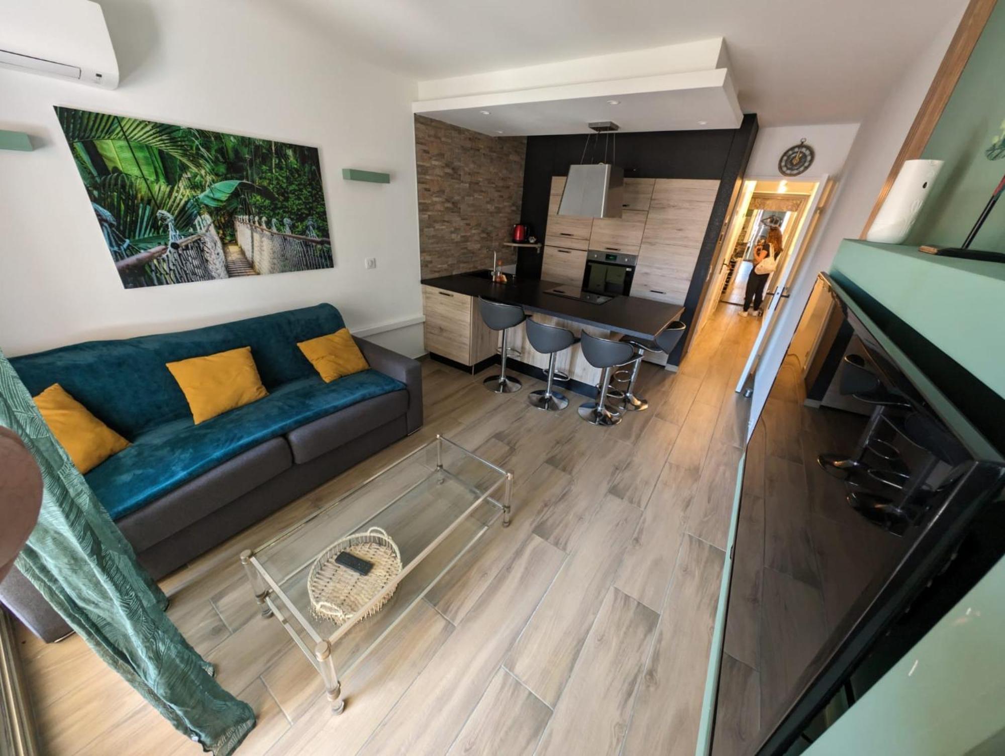Residence De Vacances Avec Piscine & Transat, A 2 Minutes Des Plages - Bat N2 Vallauris Exterior photo